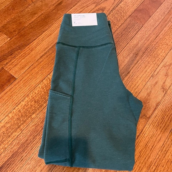 American Eagle Outfitters Pants - American Eagle Everything Pocket Legging, Green size S, NWT